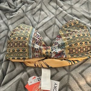 Reversible Roxy bathing suit top